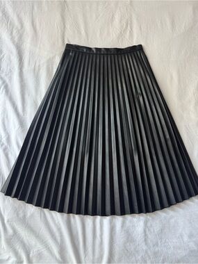 7 for all Mankind Women's Black Pleated vegan leather Midi Skirt
